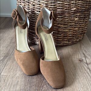 Colin Stuart Brown Suede Leather Women's Heels
